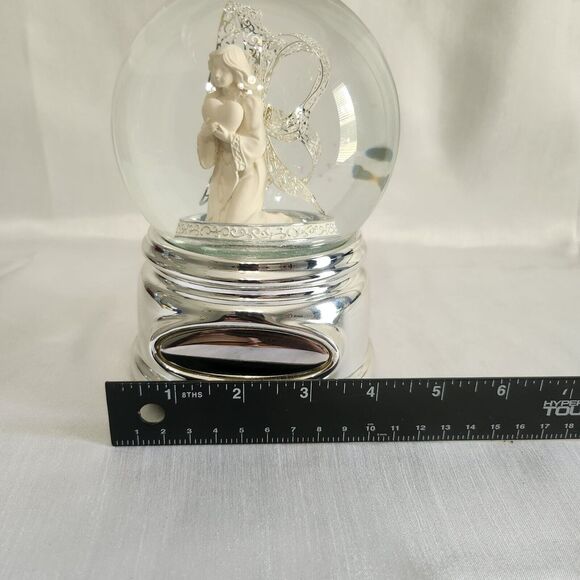 Danbury Falls Angel Water Globe With Music Box Plays Amazing Grace 6.5" Tall - Picture 4 of 8